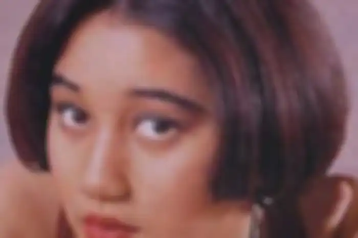 Potongan rambut Nike Ardilla