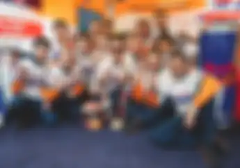Aneh Banget! Marc Marquez Rayakan Juara MotoGP Prancis, Jari dan Kaos Kok Beda Angka?