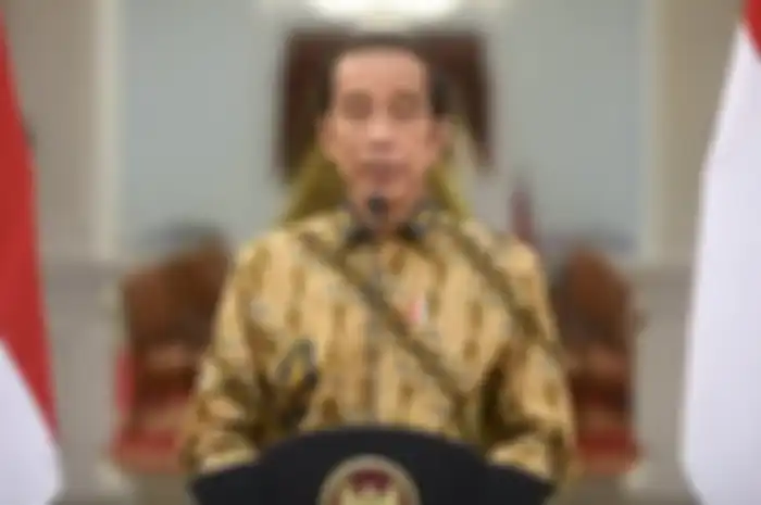 Presiden Jokowi memberikan arahan tentang perpanjangan PPKM level 4