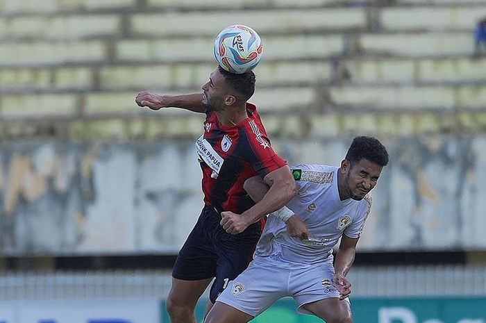 Persipura vs Kalteng Putra