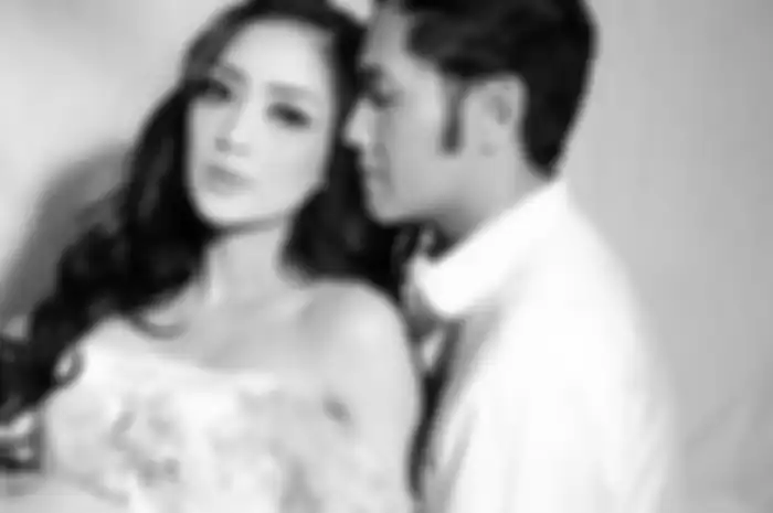Aldi Bragi dan Ririn Dwi Ariyanti