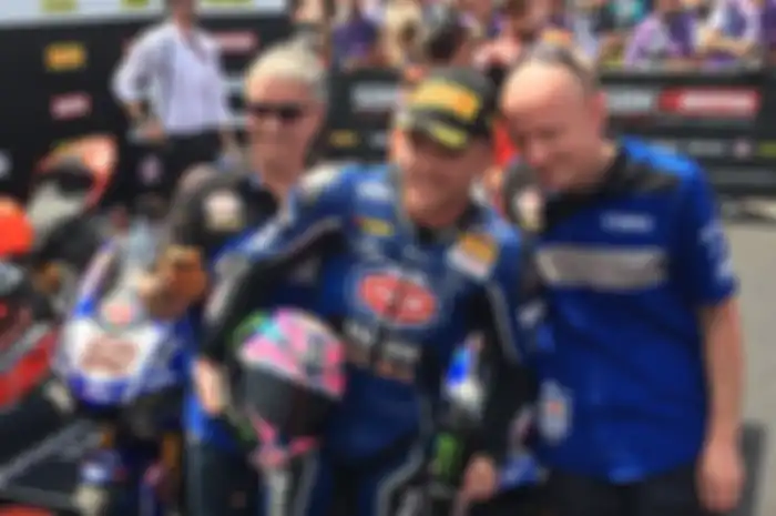Alex Lowes juara race 2 WorldSBK Ceko 2018