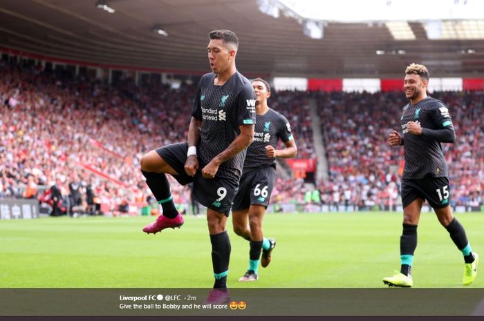 Selebrasi pemain Liverpool, Roberto Firmino usai menjebol gawang Southampton pada laga pekan kedua Liga Inggris di Stadion St Mary, Sabtu (17/8/2019).