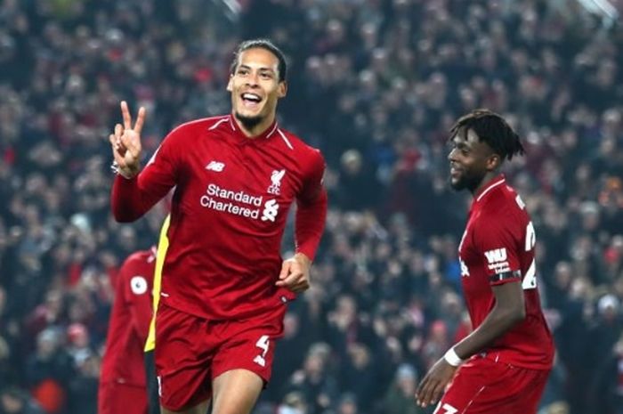 Virgil van Dijk sukses mengemas dua gol kala membantu Liverpool menghancurkan Watford di Anfield lima gol tanpa balas.