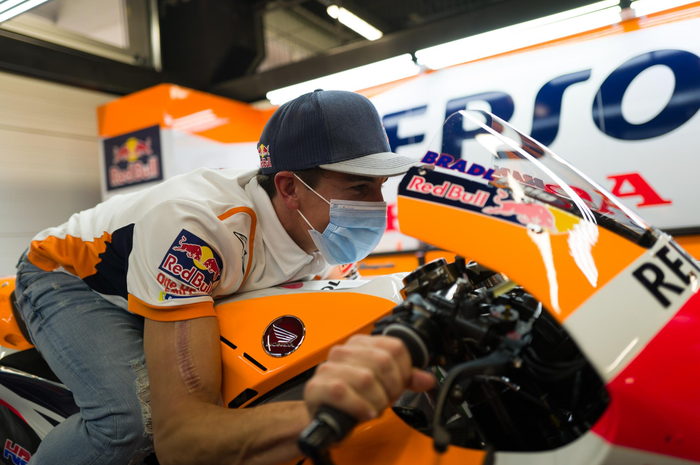 Bos HRC, Takeo Yokoyama buka-bukaan kalau Honda RC213V kini sudah bukan lagi milik Marc Marquez seorang.