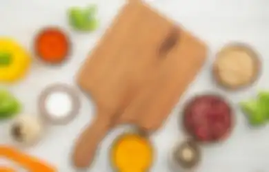 Aneka Tips Harian, Jangan Langsung Dibuang, Noda Kuning di Talenan Ternyata Bisa Hilang Cuma Pakai Bahan Dapur Ini
