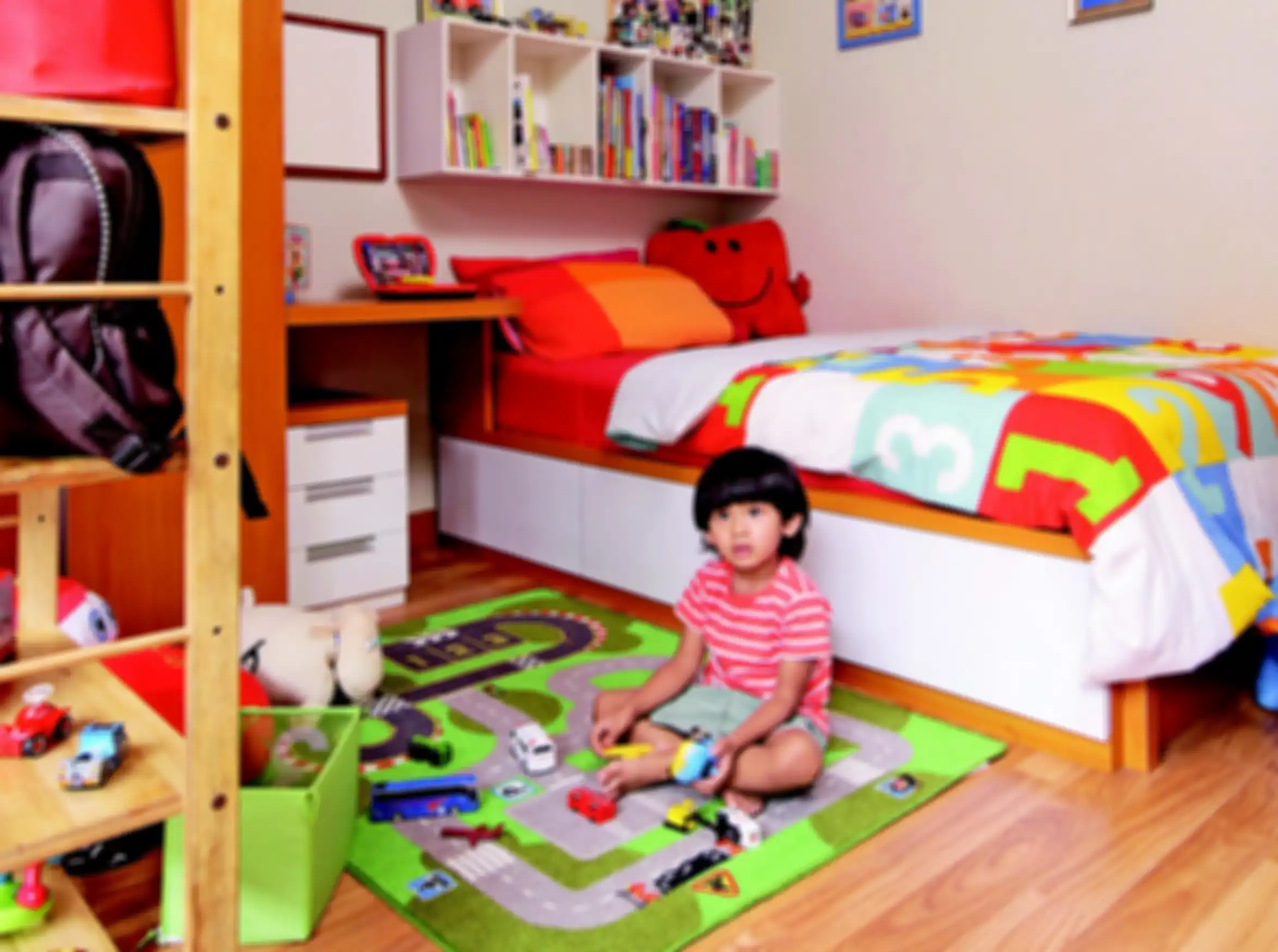Kamar anak dengan pilihan furnitur dan warna yang sesuai.