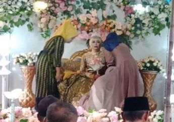 Nelangsanya Pengantin Perempuan Ini Nangis di Pelaminan Gegara Calon Suami Kabur di Hari Pernikahan, Keluarga Pihak Wanita Geram Sampai Blokade Jalan Utama