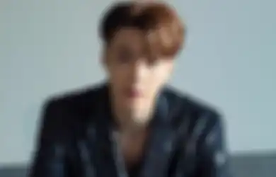 4 Teori Penggemar Tentang JIU, Lagu Baru Lay yang Berkaitan dengan EXO