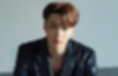 4 Teori Penggemar Tentang JIU, Lagu Baru Lay yang Berkaitan dengan EXO