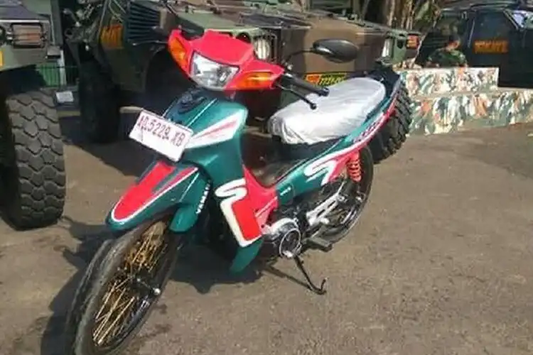 Heboh Motor Lawas Mahal, Yamaha F1ZR Caltex Series Ini Harganya Lumayan Jahat