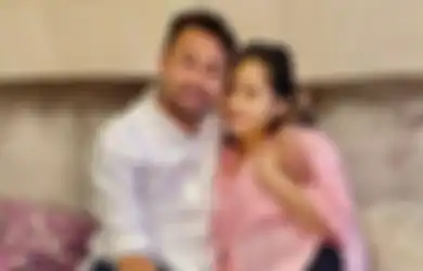 Tampil Santai di Rumah, Outfit Nagita Slavina Hamil Anak Keduanya Bikin Melongo, Harga Sendalnya Jadi Sorotan