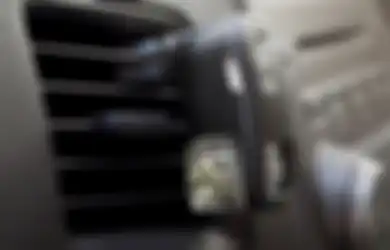Mobil Jadi Rusak, Ini Alasannya Jangan Pasang Parfum di Kisi-kisi AC
