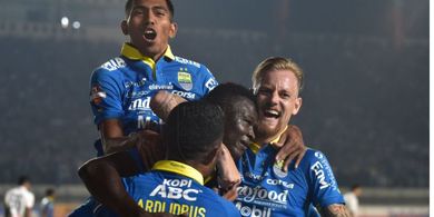 Eks Raja Gol Persib Gacor di Championship, Bikin Hat-trick Bawa Timnya Intip Promotion Play-off ke Super League