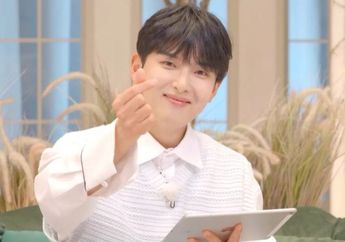 Pulang dari Jakarta, Ryeowook Super Junior Bagi-bagi Duit Indonesia Rp 50 Ribu ke Penggemar di Bandara Incheon