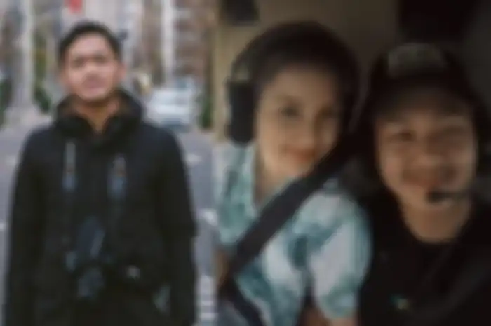 Azriel Hermansyah dan Sarah Menzel.