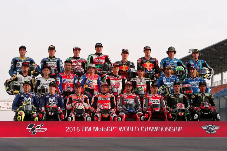 Reaksi Para Rival Valentino Rossi Banyak Yang Jadi Semangat Nih Bosku