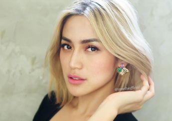 Wow! Tas Mungil Jessica Iskandar Ini Harganya Super Fantastis