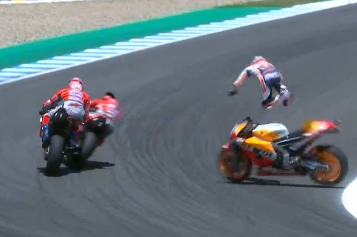 Tabrakan beruntun Jorge Lorenzo, Dani Pedrosa dan Andrea Iannone