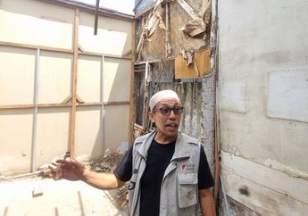 Modal Dana Amal Jumat, Warga Gerak Cepat Bangun Kembali Rumah Diding Boneng yang Ambruk