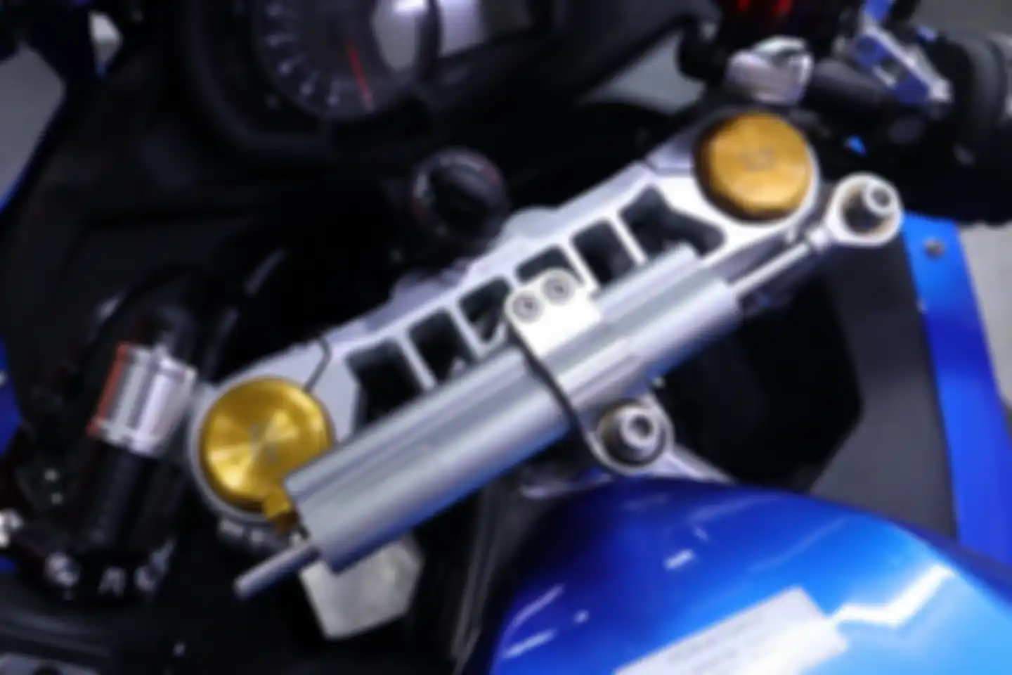 Steering damper Ohlins di ZX-25R