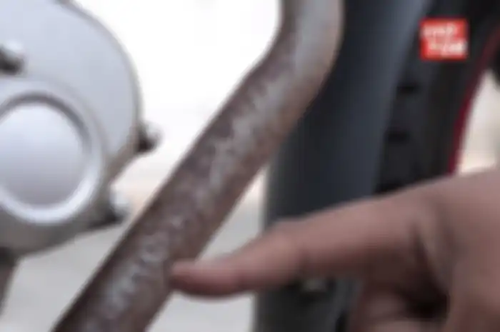 Usir karat di motor