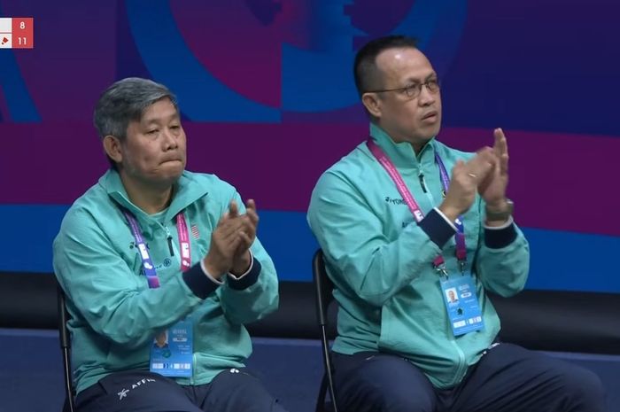 Herry Iman Pierngadi geram dengan keputusan wasit yang dirasa tidak adil untuk ganda putra Malaysia di Malaysia Masters 2025.