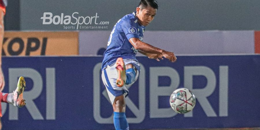 Luis Milla Sebut Dua Nama Pemain Persib yang Absen Lawan Persija