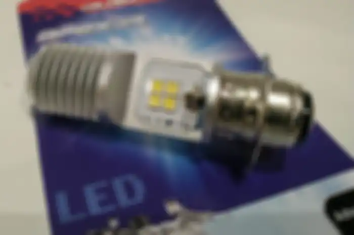 Autovision LED RZ1 memiliki empat titik LED untuk lampu jauh dan dekat
