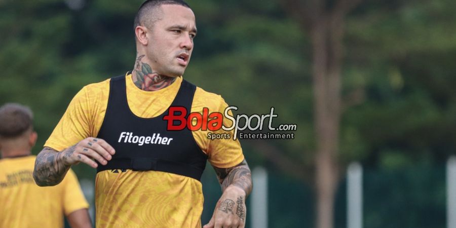 Kesan Radja Nainggolan Gabung Tim Dasar Klasemen Liga 1: Saya Pikir...