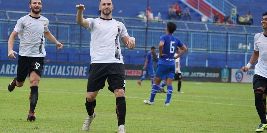 Persija Jakarta Unggul atas Arema FC  pada Babak Pertama