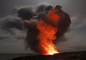 13 Arti Mimpi Ledakan, Tanda Awal Kehancuran atau Kehidupan Baru?