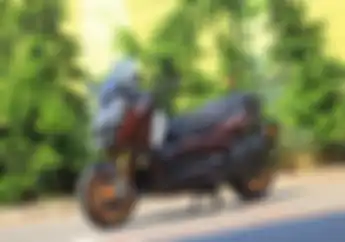 Biayanya Bikin Melongo, Intip Kerennya Modifikasi Yamaha XMAX Pakai Kaki-kaki Motor Balap YZF-R1