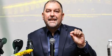 Pelatih Timnas Malaysia Balas Kecaman karena Mundur dari Turnamen Asia Tengah