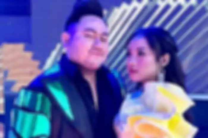 Nassar dan sang pacar Findi Artika 