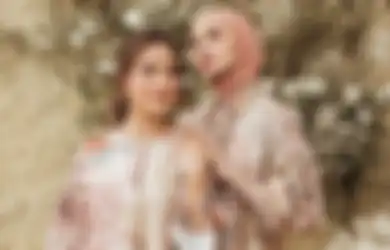 Rekomendasi 4 Brand Lokal yang Punya Model Tunik Elegan Buat Lebaran