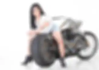 Adira Almira Anggraeni, Suka Enggak Tahan Lihat Kalau Lihat Moge