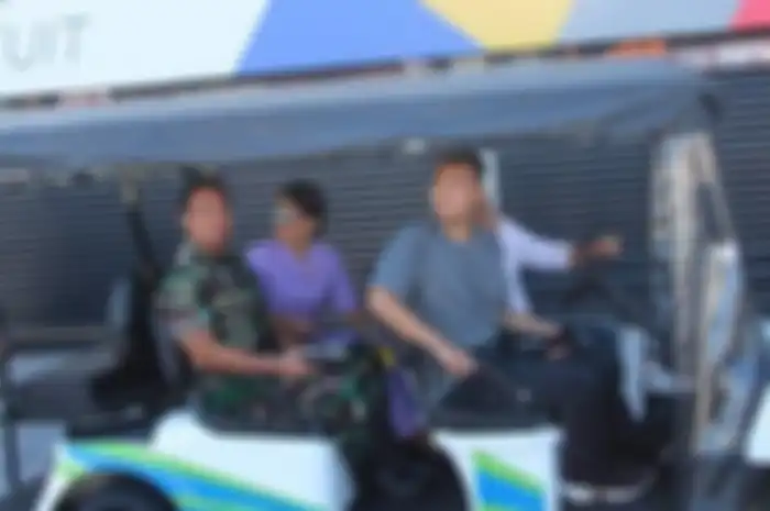 Panglima TNI Jenderal Andika Perkasa melakukan kunjungan ke sirkuit Mandalika, Lombok, NTB, pada Sabtu (14/5/2022).