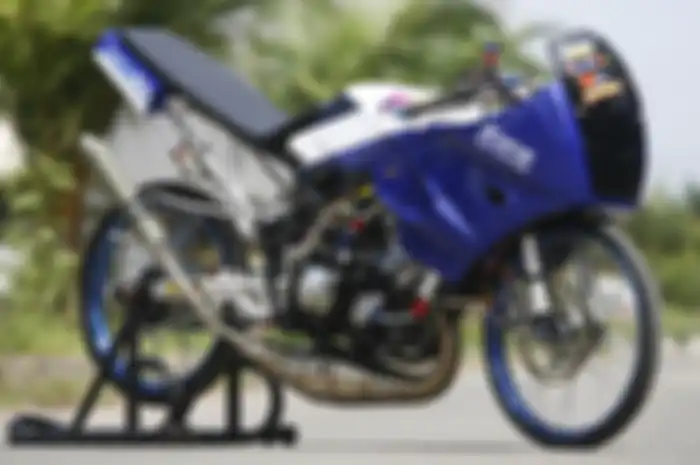 Kawasaki Ninja 150R tobat balap liar