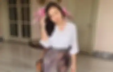 Prilly Latuconsina Kecanduan Belajar Sampai Orang Tua Minta Dia Lebih Menikmati Hidup 