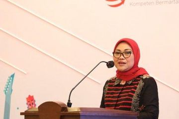 Menteri Ketenagakerjaan, Ida Fauziyah, saat memberikan sambutan pembukaan pelatihan bahasa Jepang di Ruang Serbaguna, Kemnaker, Jakarta, Jumat (14/8/2020). 