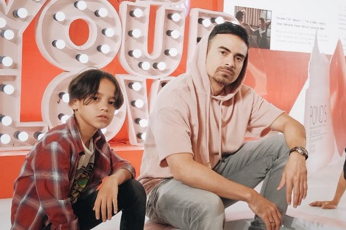 Ashraf Sinclair dan Noah