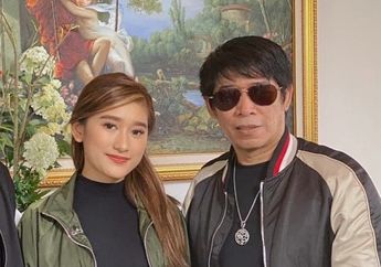 Ayahnya Dikenal Jadi Pelawak Legendaris Era 90an, Anak Komedian Terkenal Ini Rela Banting Tulang Menitik Kariernya Sendiri