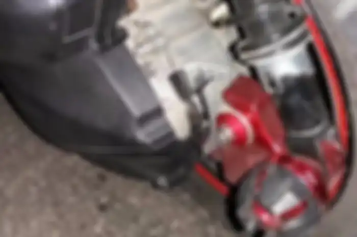 Crankcase patah akibat pemundur sokbreker