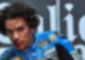 Seperti Ini Benda Aneh Yang Terbawa di Motor Franco Morbidelli Setelah Terjatuh