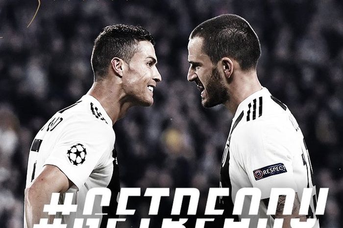 Megabintang Juventus, Cristiano Ronaldo (kiri), melakukan selebrasi dengan Leonardo Bonucci.