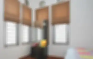 Sukur Punya Tetangga Arsitek, Ternyata Mudah Menampilkan Desain Rumah Minimalis, Kusen Ini Jawabannya!
