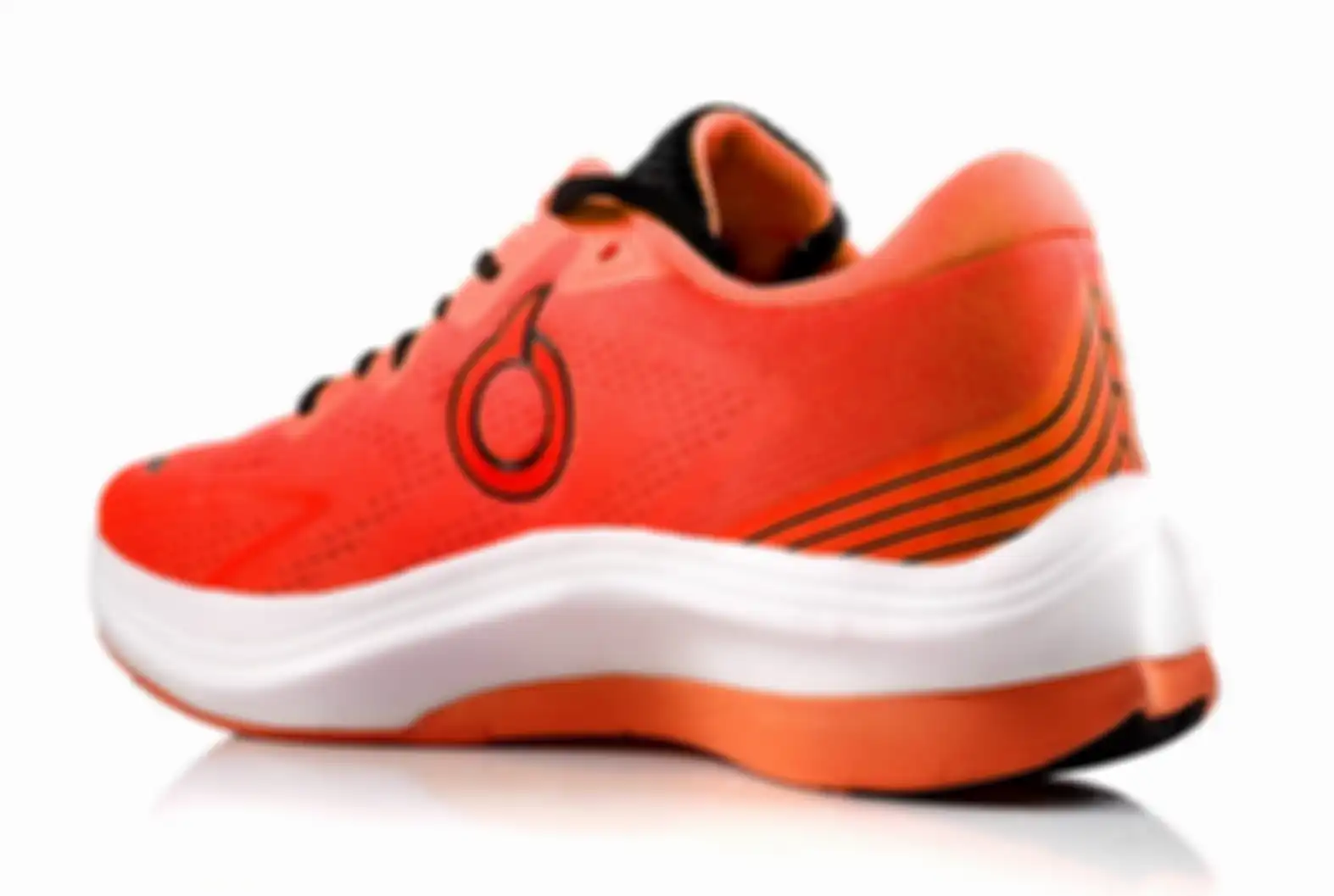 Teknologi double midsole sepatu lari