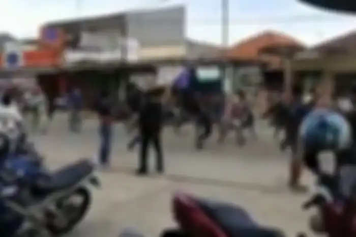 Terjadi kerusuhan saat Bupati Karawang melakukan relokasi pasar