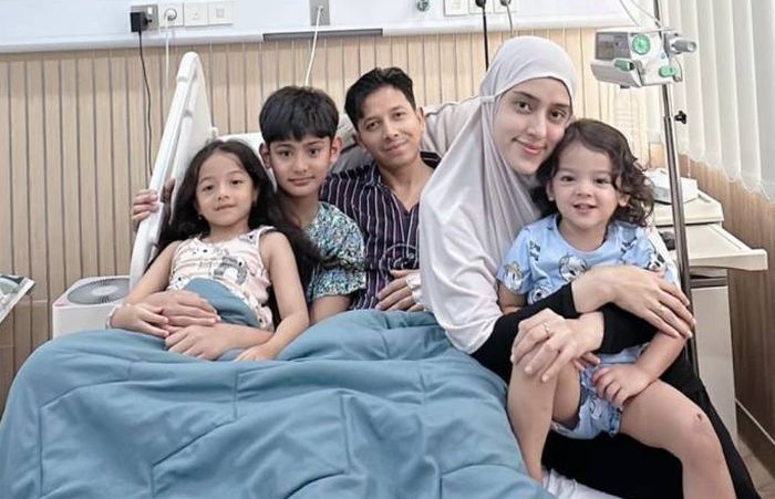 Keluarga Sonny Septian dan Fairuz A Rafiq